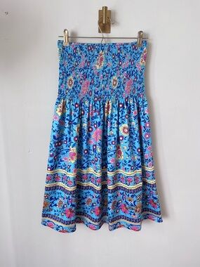 Blue Floral Smocked summer vacations  minidress (not size look like M)
